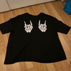 Shein size xl Halloween shirt